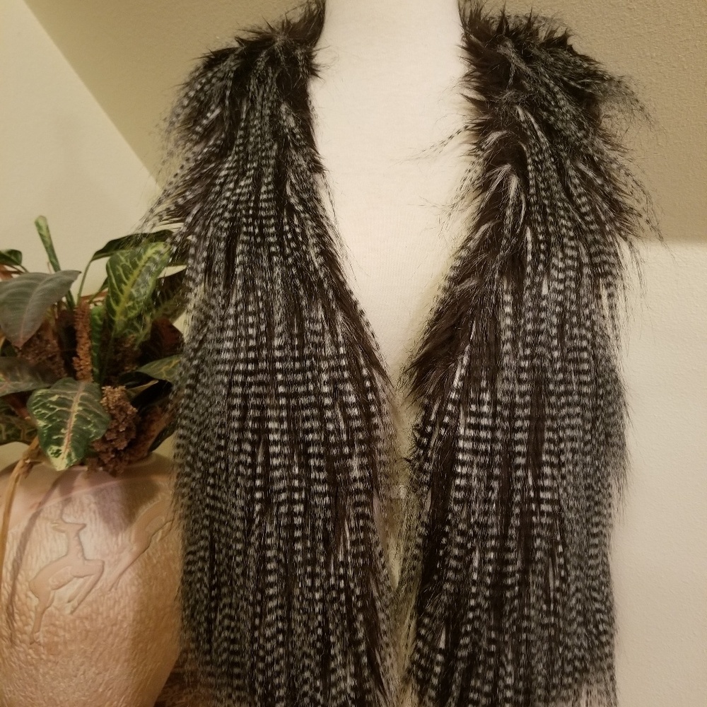 Forever 21 Faux Feather Fur Vest